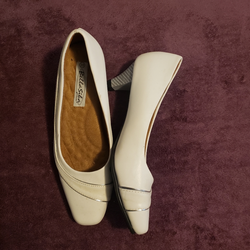 Bella Siba Pump Heels